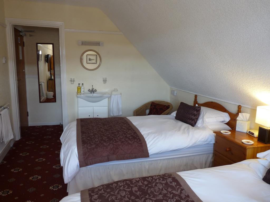 Cornerways Guest House Llandudno Exterior photo